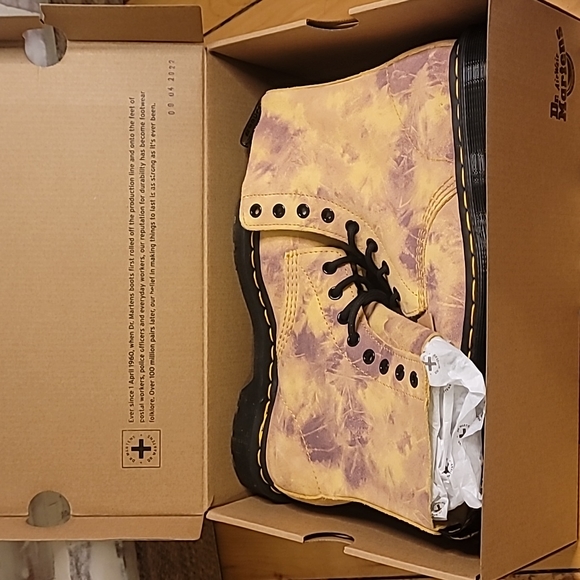 Dr. Martens Pascal Grunge Tie-Dye Combat Boots Size 8 - Picture 16 of 16